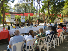 Encontro de profissionais da área de memória e preservação.